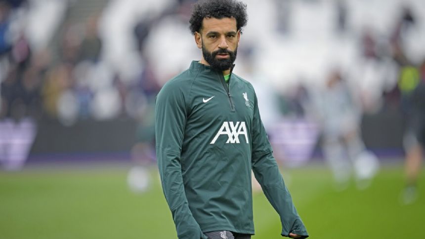 Klopp says he has 'no problem' with Salah after touchline spat