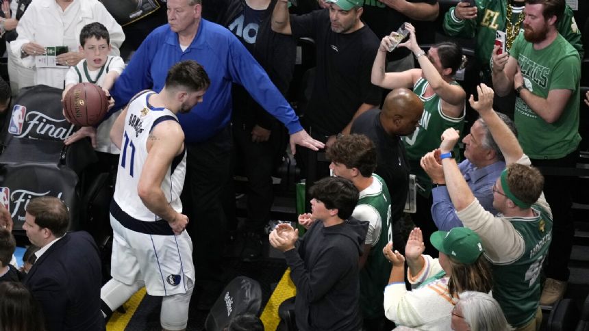 Analysis: The chance was there for Dallas in Game 2, but Mavs now face even tougher road vs. Boston