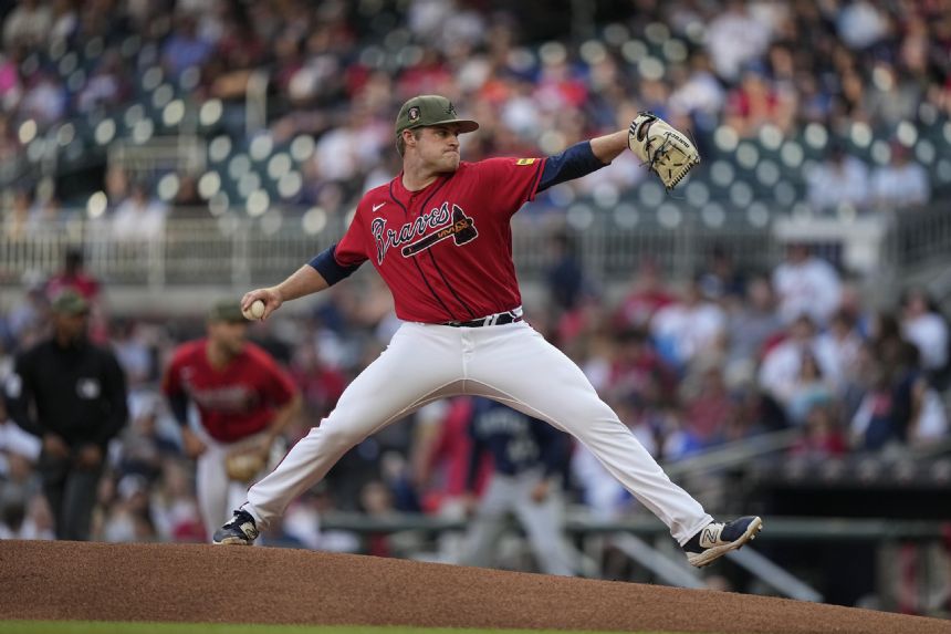 Arcia drives in go-ahead run in 7th as Braves beat rookie Miller, Mariners 6-2