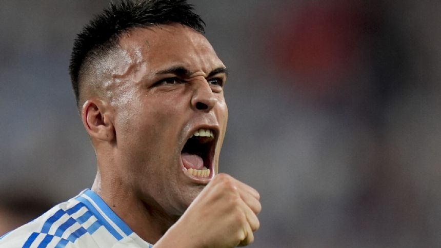 Argentina advances to Copa America quarterfinals, beats Chile 1-0 on Martinez 88th-minute goal