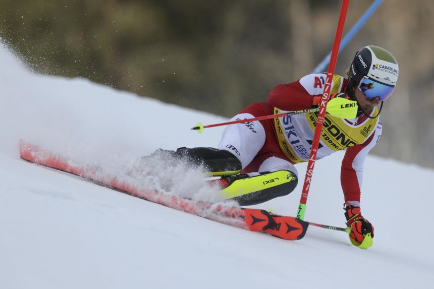 Austrian skier Feller leads 1st run of slalom at worlds