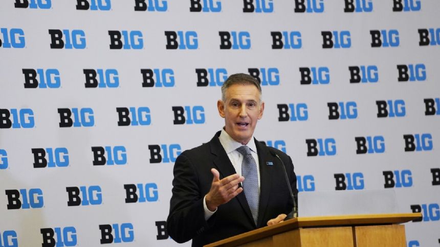 Big Ten won't expand conference basketball schedules and plans 15-team tournament for next year