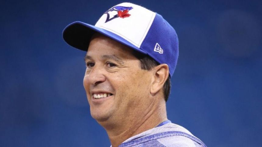 Blue Jays sign manager Charlie Montoyo to contract extension through ...