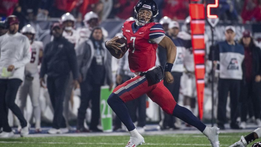 Bonded by loss, Liberty rides a strong connection into Fiesta Bowl against Oregon