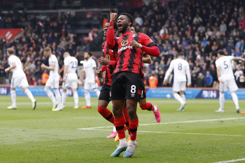 Bournemouth thrashes Leeds 4-1 to boost EPL survival bid