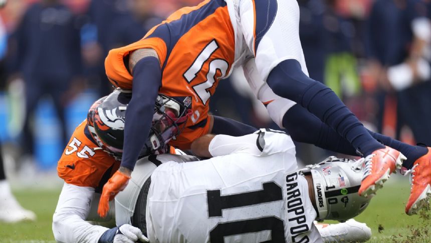 Broncos safety Justin Simmons says flagged hit that sent Jimmy