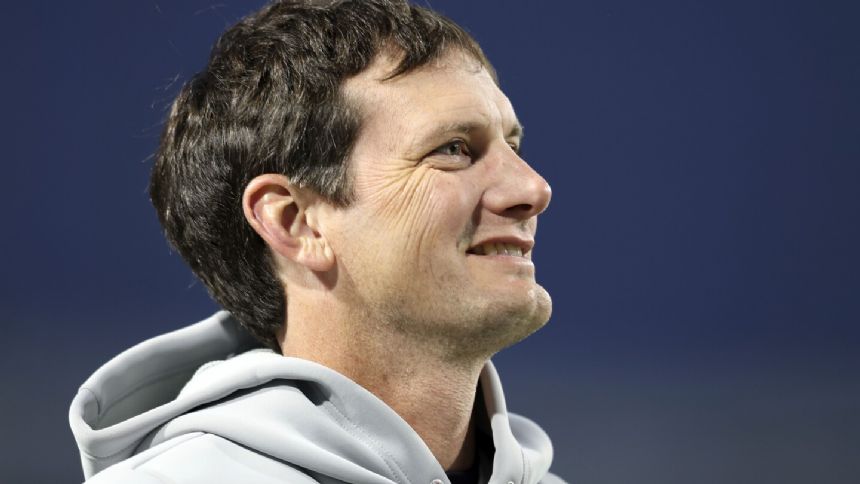 Browns interview former QB and Bills offensive coordinator Ken Dorsey for opening, AP source says