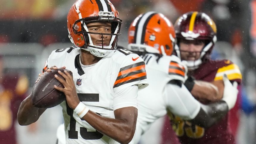 Browns Trade Backup QB Joshua Dobbs To Cardinals For Two Draft Picks In ...