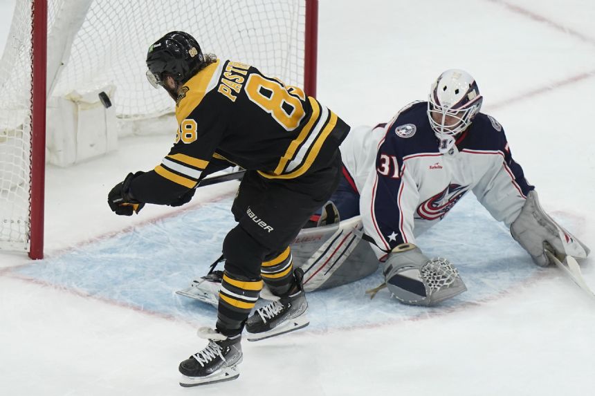 Bruins wrap up Presidents' Trophy with win over Blue Jackets