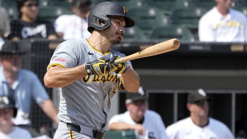 Bryan Reynolds drives in 4 runs, Pirates beat White Sox 6-2