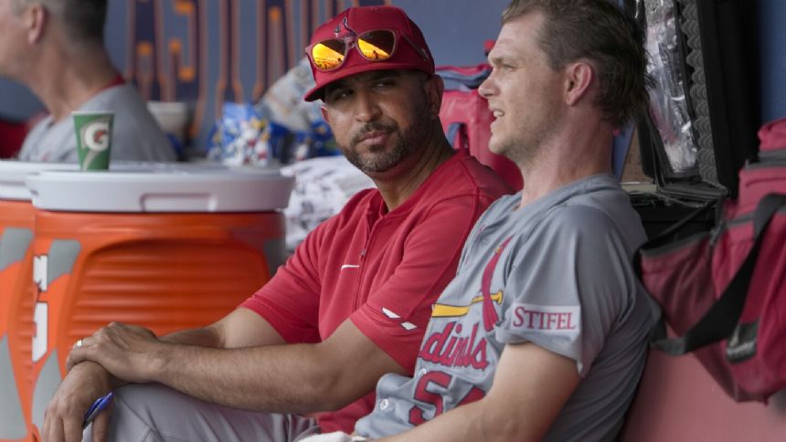 Cardinals manager Oliver Marmol agrees to a 2-year contract extension through 2026