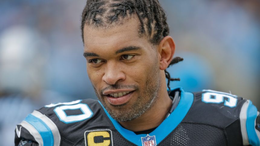 Carolina Panthers inducting Julius Peppers, Muhsin Muhammad into Hall of Honor