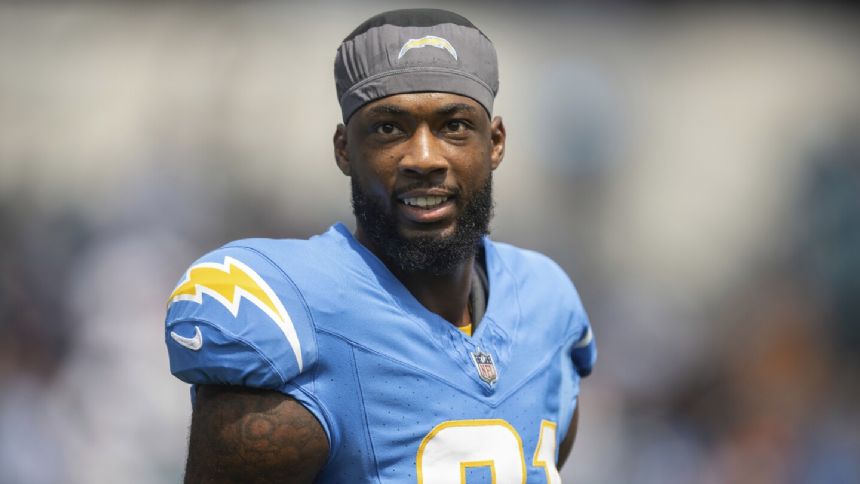 Chargers release WR Mike Williams, saving $20 million in salary cap space