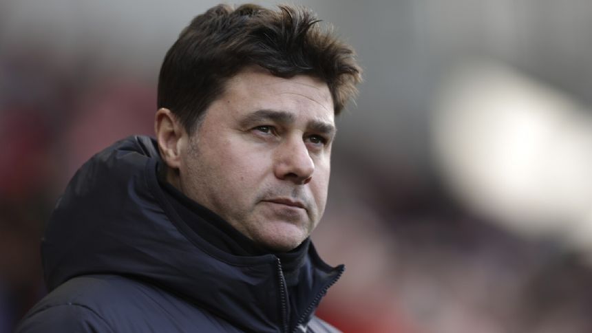 Chelsea fans turn on Pochettino in draw at Brentford in EPL