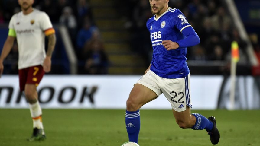 Chelsea signs Kiernan Dewsbury-Hall from Leicester City