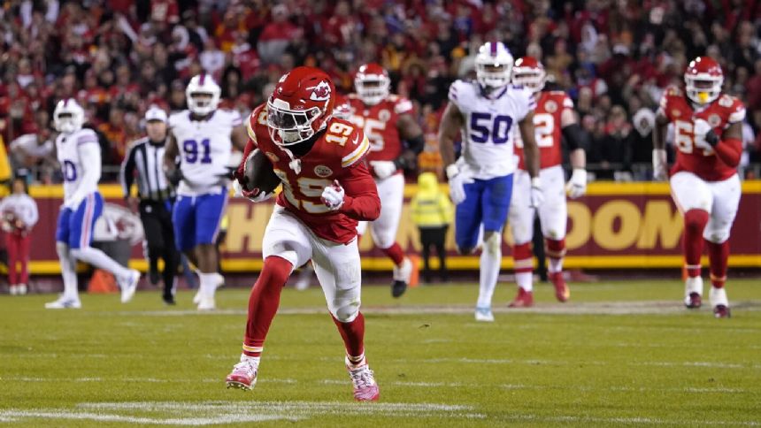 Bills get go-ahead field goal late, take advantage of Chiefs penalty to  hold on for 20-17 win