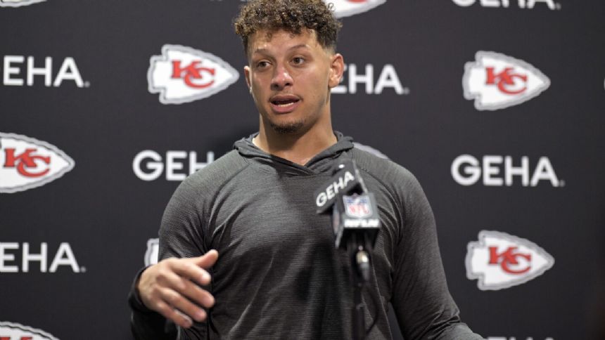 Chiefs Free Agency 2023: Bonus conversion on Patrick Mahomes' contract  creates $9.6 million in cap space - Arrowhead Pride