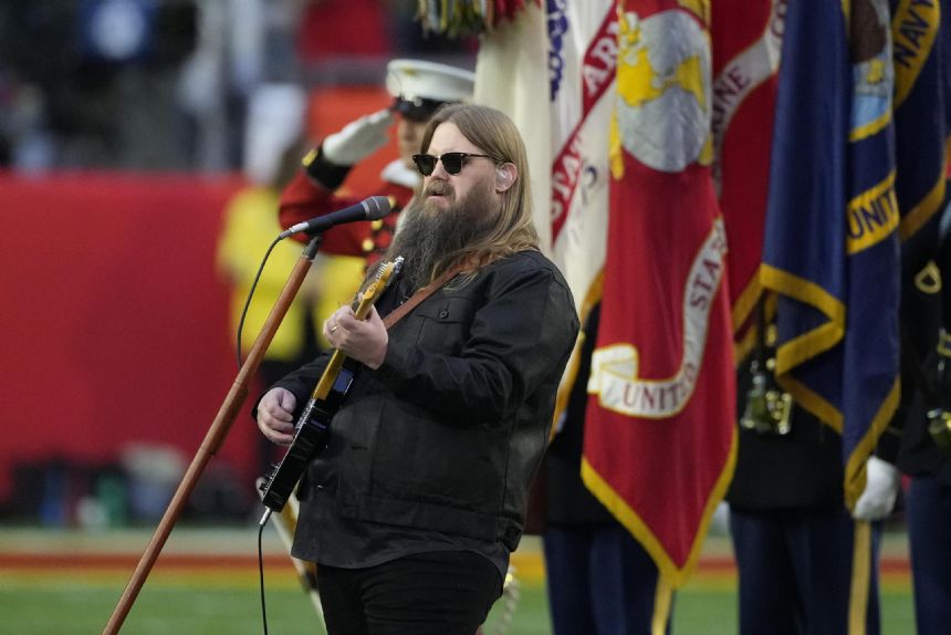 Chris Stapleton keeps Super Bowl national anthem simple