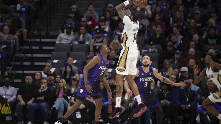 CJ McCollum scores 30, Pelicans lead by as much as 50 in 133-100 rout of Kings