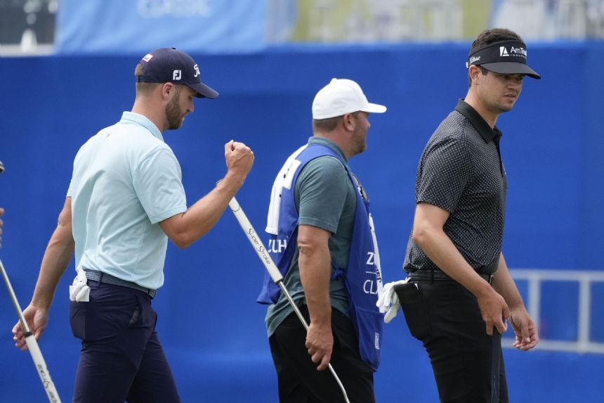 Clark-Hossler team keeps slim lead at Zurich Classic