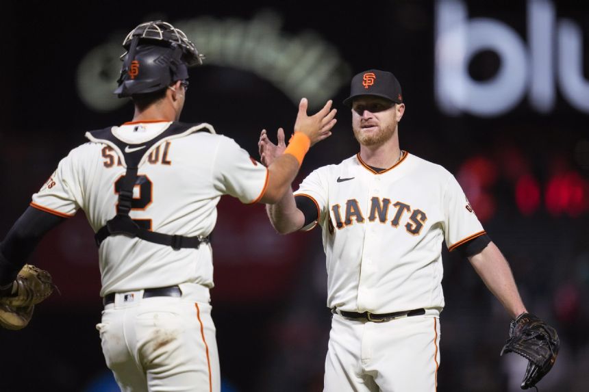 Cobb throws 2nd career shutout, Giants beat Cardinals 4-0