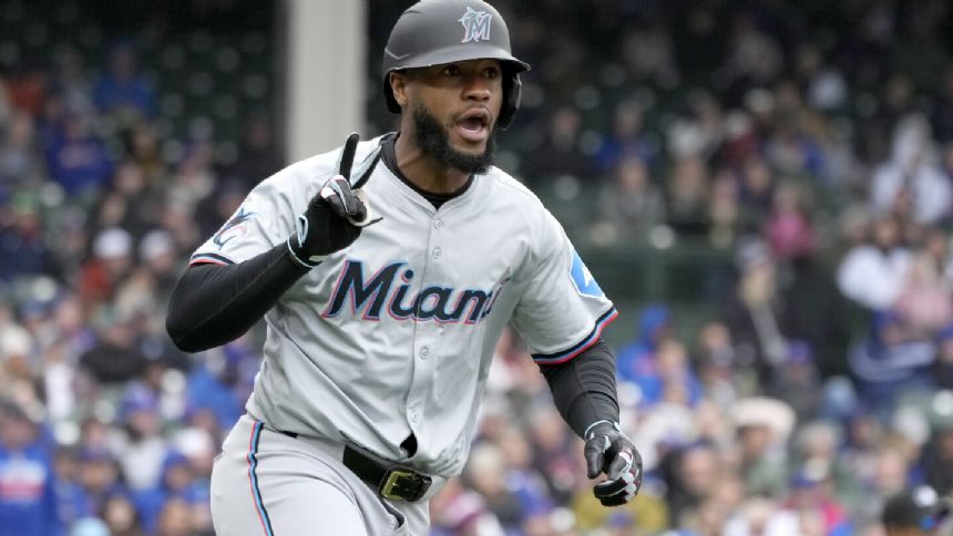 De La Cruz homers in the 9th inning as the Marlins beat the Cubs 3-2 in doubleheader opener