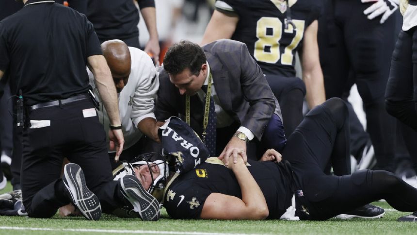 Derek Carr Booed And Then Injured Again In Saints' Latest Setback ...