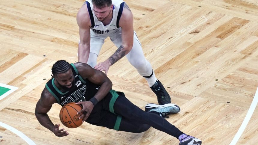 Doncic fouls out and Mavericks in a 3-0 hole after losing Game 3 of the NBA Finals to Boston