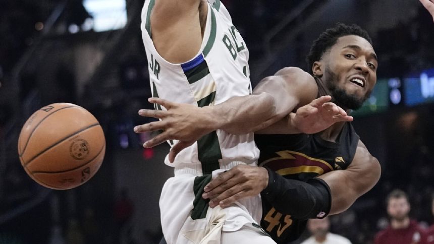Donovan Mitchell scores 31 points as Cavaliers thrash Giannis-less Bucks 135-95 for 6th win in a row
