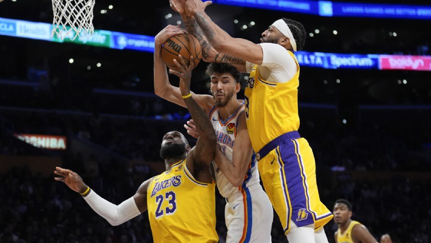 D'Angelo Russell scores 26 points, leads surging Lakers past West-leading Thunder 116-104