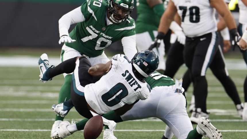 Eagles Try To Bounce Back From First Loss Of Season, Rough Effort From ...