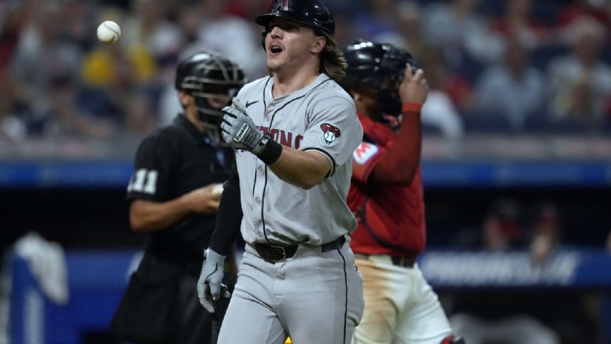 Eugenio Suarez's RBI single off Emmanuel Clase in 10th gives Diamondbacks 7-6 win over Guardians