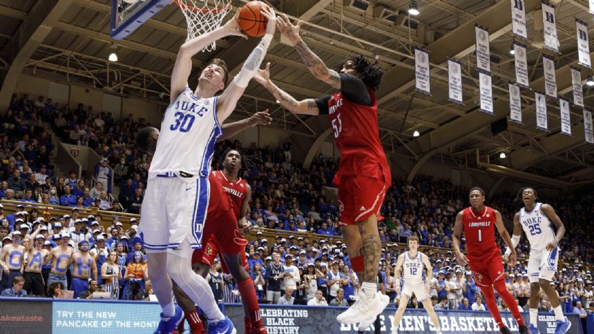 Filipowski back in action after court-storming injury, helps No. 10 Duke past Louisville 84-59