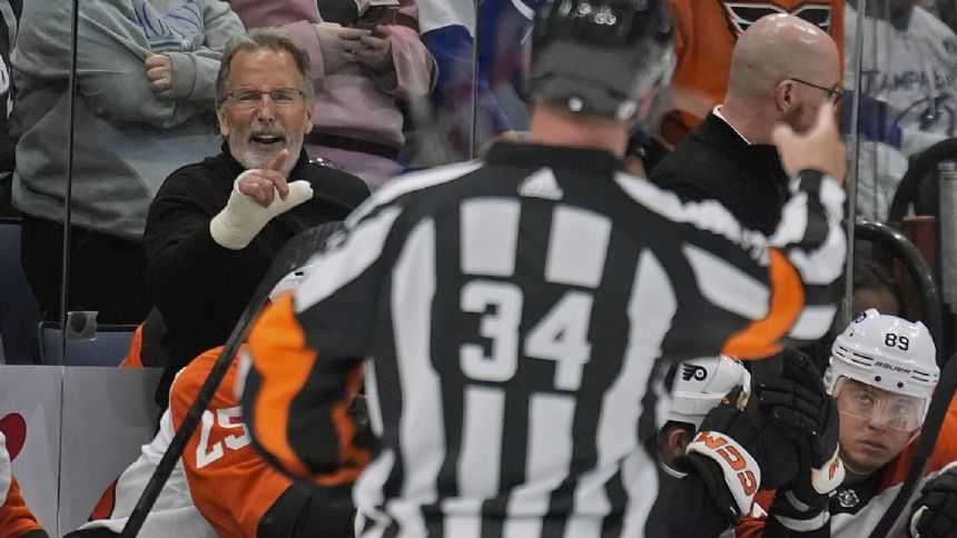 Flyers coach John Tortorella tossed early in 7-0 loss to Lightning