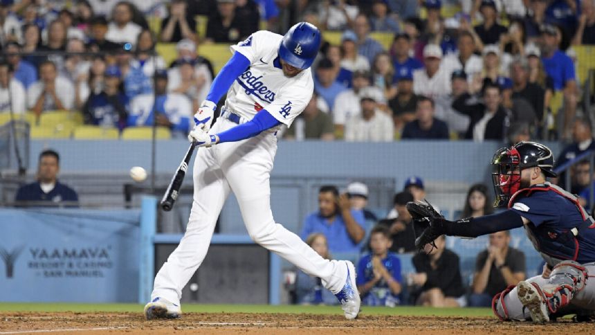 Freeman hits grand slam in 8th inning to lift Dodgers to 4-1 win over Red Sox