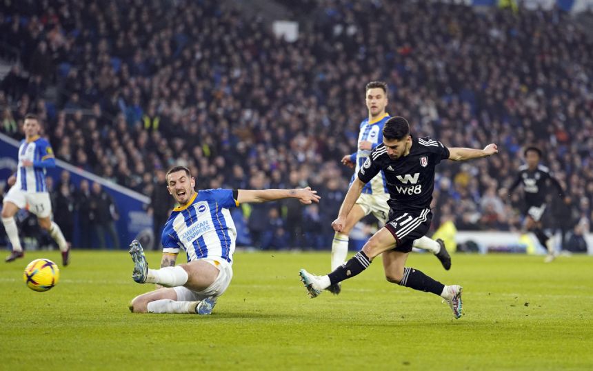 Fulham snatches late winner at Brighton in EPL