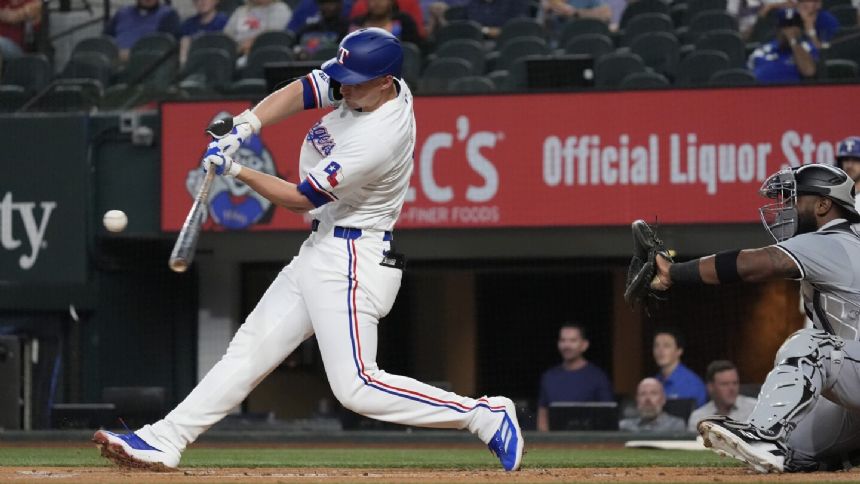 Garcia snaps slump and Eovaldi strikes out 10 as Rangers win 4th in a row, 10-2 over White Sox
