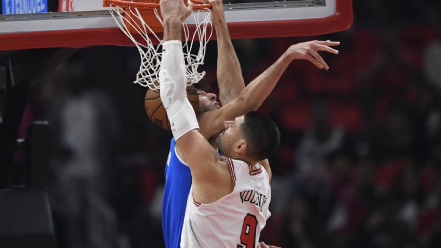 Gilgeous-Alexander scores 31 points as Thunder beat Bulls 124-104 in season opener