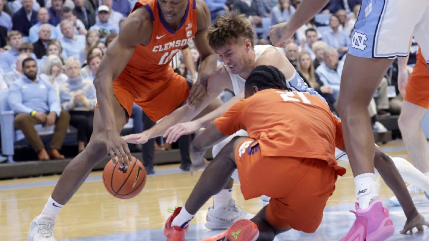 Hall, Clemson take down No. 3 North Carolina 80-76 on the road to bolster NCAA resume