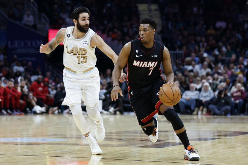 Heat say Kyle Lowry out at least 3 games with knee issue