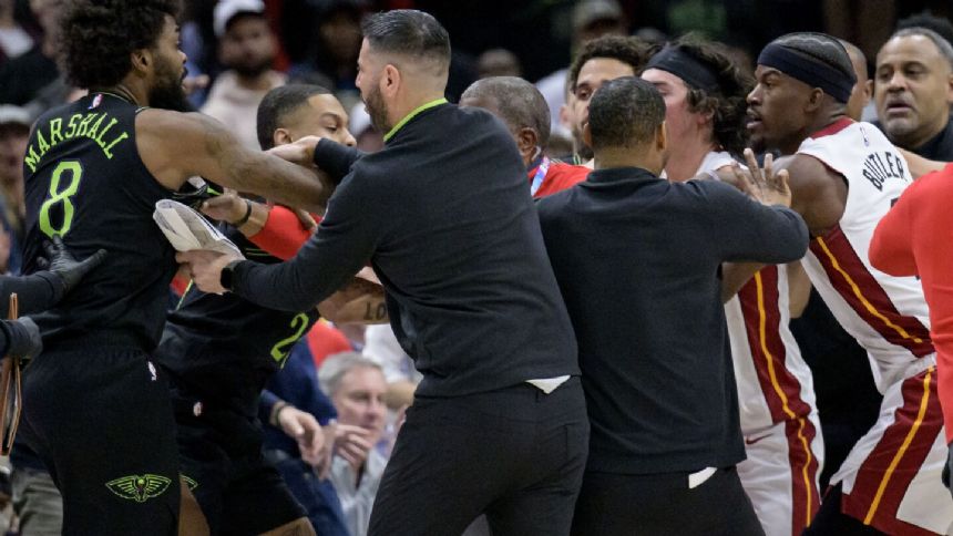 Heat's Jimmy Butler, 3 others, ejected after scuffle with Pelicans