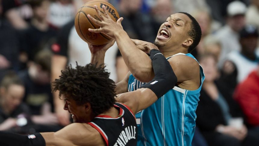 Hornets take advantage of Trail Blazers' horrible 3-point shooting in 93-80 victory
