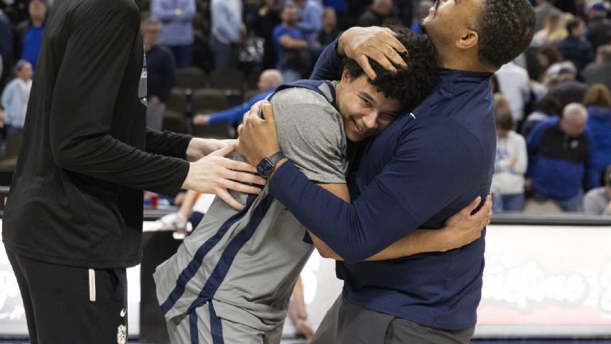 Jahmyl Telfort scores 26 points, Butler hangs on in wild finish to upset No. 13 Creighton 99-98