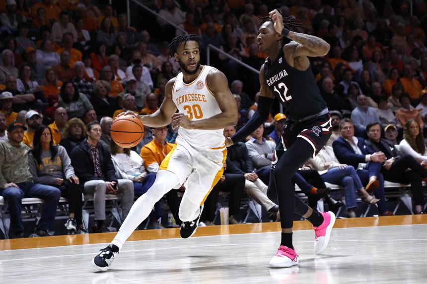 James leads No. 11 Tennessee past South Carolina 85-45