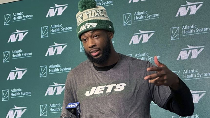 Jets wide receiver Mike Williams expects to return from his knee injury for the start of the season