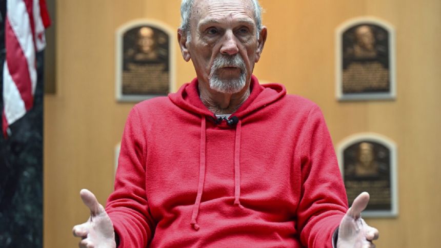 Jim Leyland's No. 10 to be retired by Detroit Tigers on Aug. 3