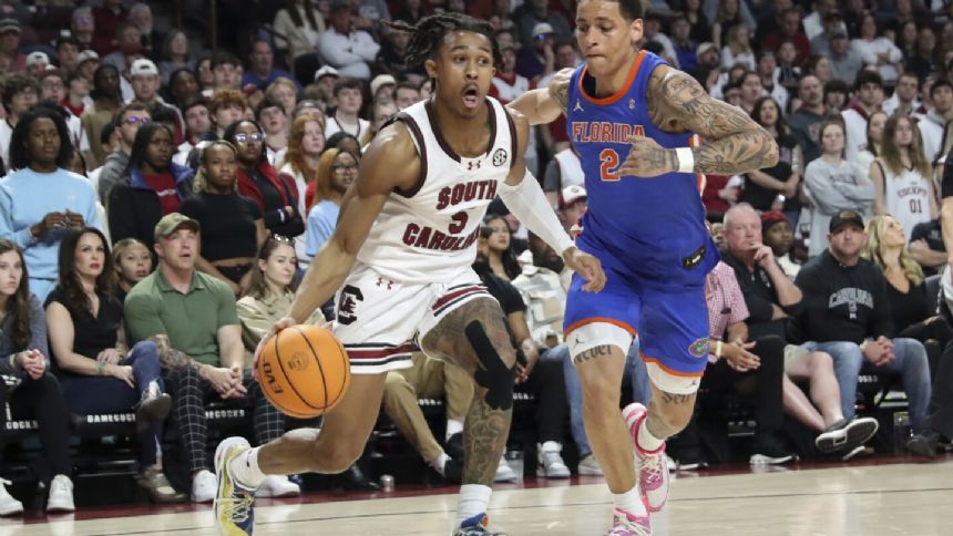 Johnson's 3-pointer lifts No. 18 South Carolina to 82-76 comeback victory over No. 24 Florida