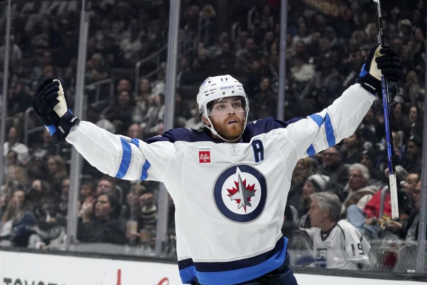 Jonsson-Fjallby snaps tie, Jets rally for 6-4 win over Kings