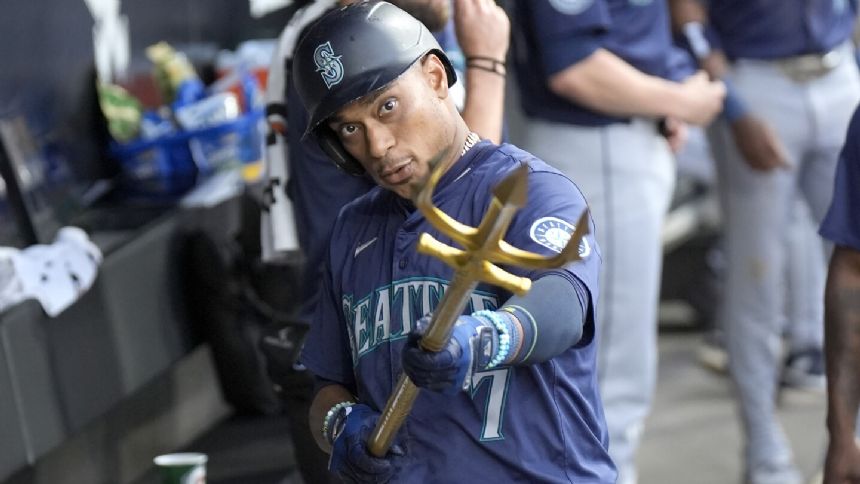 Jorge Polanco homers twice, adds RBI single to help the Mariners beat the White Sox 6-3