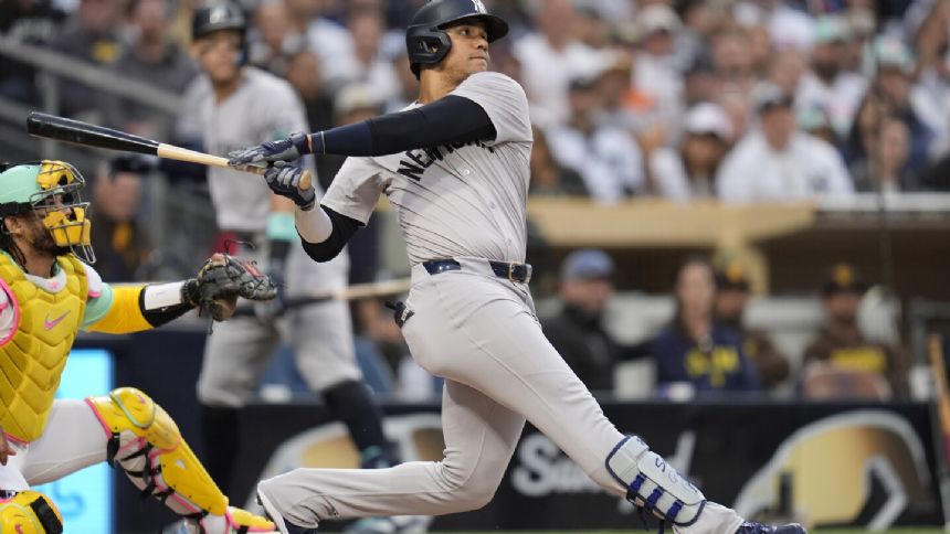 Juan Soto returns to San Diego and hits 1 of the Yankees' 4 homers in an 8-0 win vs. the Padres